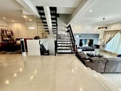 Golden Hill Estate (D19), Terrace #613040471